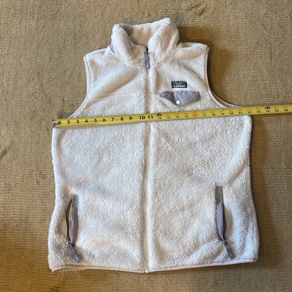 L.L. Bean fleece vest - Picture 9 of 10